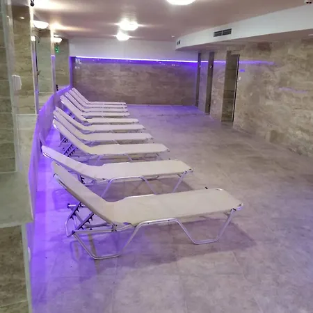 Caesars Palace 4* Sluneční pobřeží