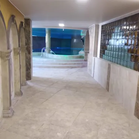 Caesars Palace ホテル サニービーチ