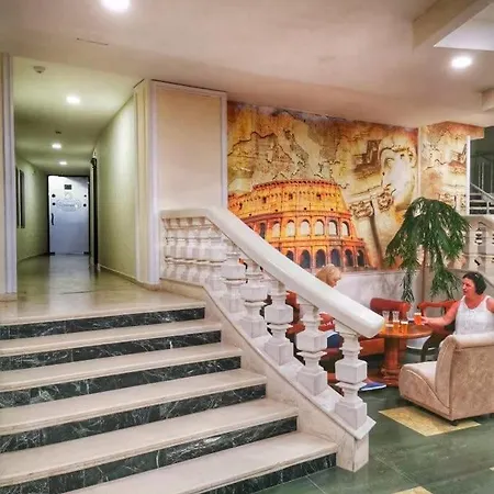 Caesars Palace サニービーチ