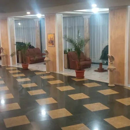 Caesars Palace 4* サニービーチ